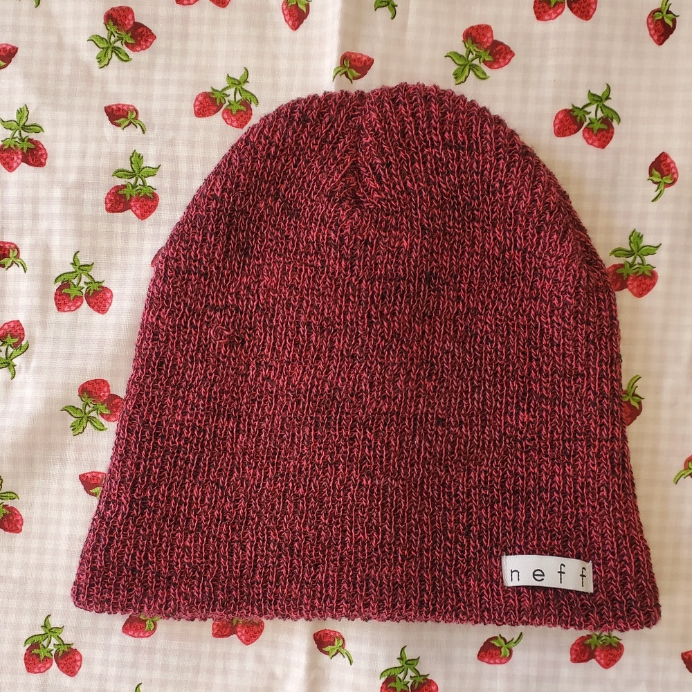 Neff pink & black daily beanie, great condition, one size